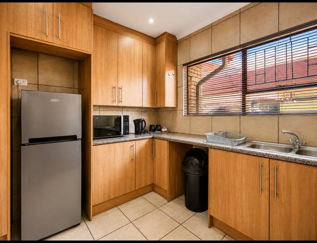 2 BEDROOM TOWNHOUSE FOR SALE IN THREE RIVERS